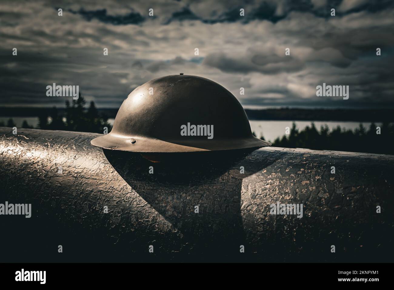 Brodie Helm (Mark 1 Halmet) wurde erstmals während des Ersten Weltkriegs (1914-1918) von der Canadian Expeditionary Force von 1916-1938 verwendet. Stockfoto