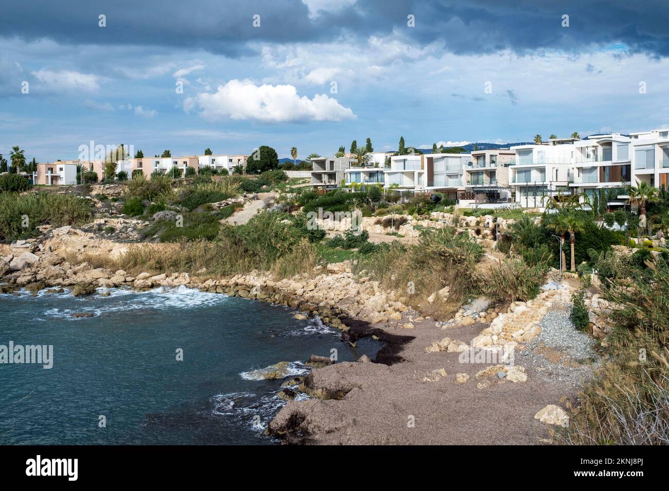 Villen am Meer, Chloraka, Paphos, Zypern. Stockfoto
