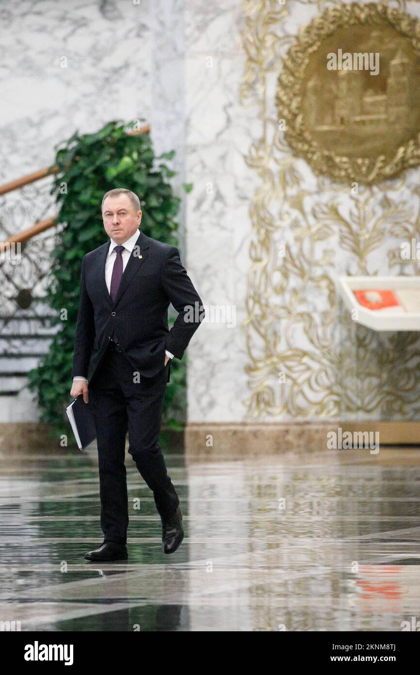 Minsk, Weißrussland. 1.. Februar 2020. Vladimir Makei (oder Uladzimir Makiej), Außenminister der Republik Belarus, wartet auf Mike Pompeo, den 70.. US-Außenminister im Unabhängigkeitspalast in Minsk. Wladimir Wladimirovich Makei (oder Uladsimir Makiej) starb am 26. November 2022 in Minsk. Er war 64 Jahre alt. Es gibt keine Informationen, dass er eine chronische Krankheit hatte. Die belarussischen Behörden haben seine Todesursache nicht angegeben. Makei diente von 2012 bis zu seinem Tod im Jahr 2022 als Außenminister von Belarus. Seit 2015 wird er als ein hübsches Demo wahrgenommen Stockfoto