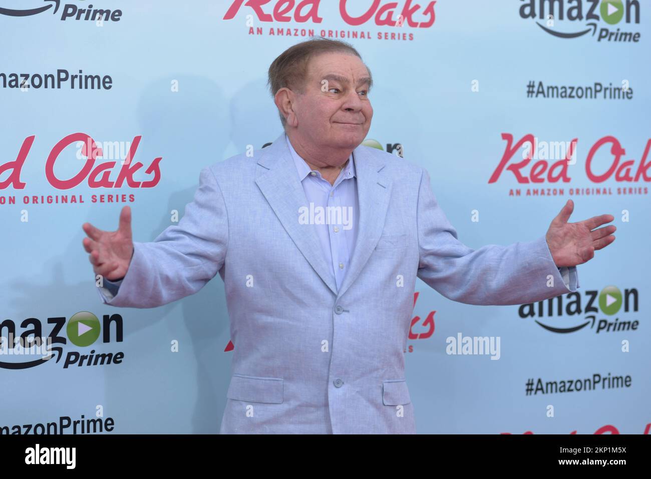 Freddie Roman nimmt am 29. September 2015 in New York City an der Premiere der Serie „Red Oaks“ im Ziegfeld Theater Teil. Stockfoto