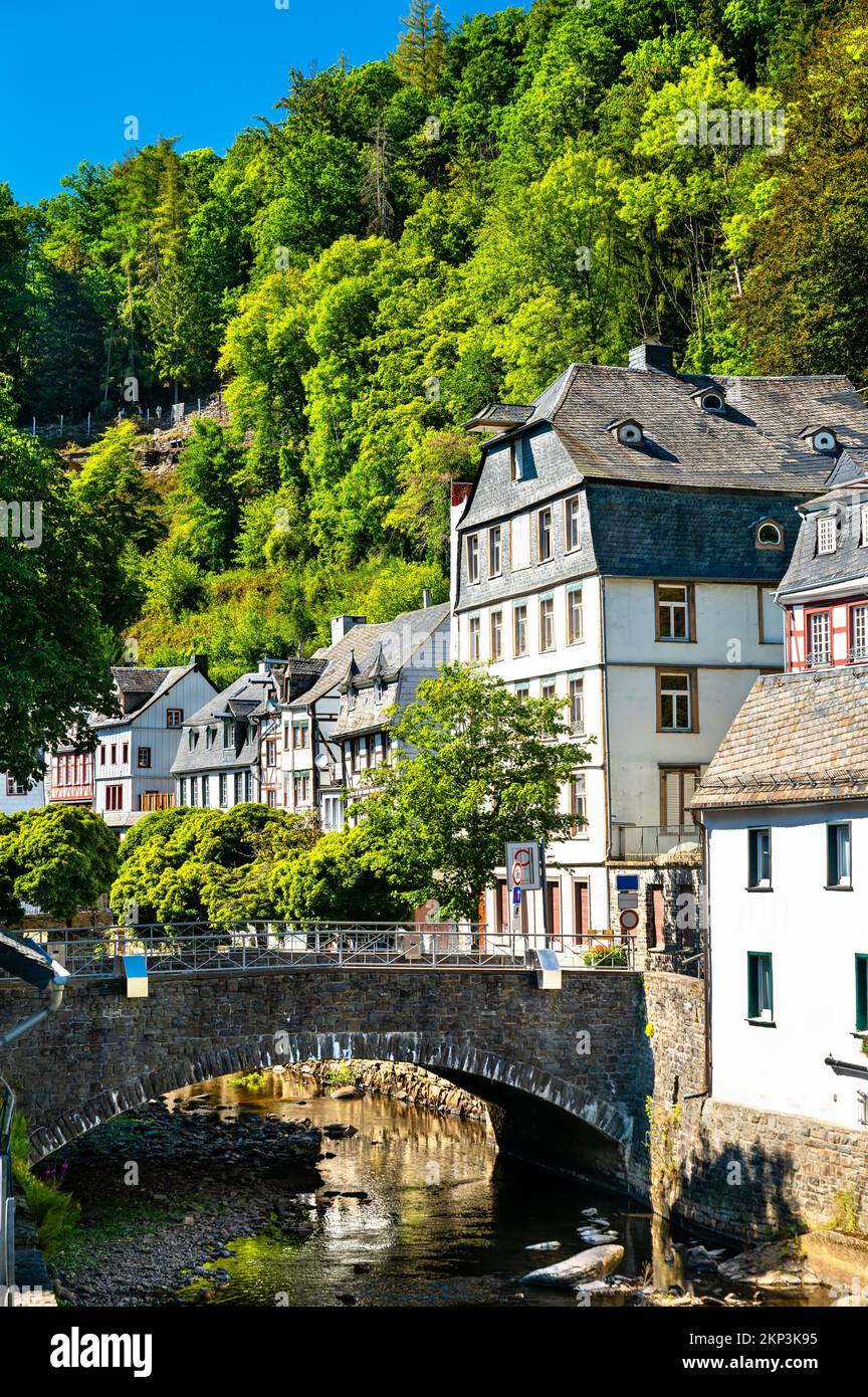 Stadt Monschau über dem Rur in Nordrhein-Westfalen Stockfoto