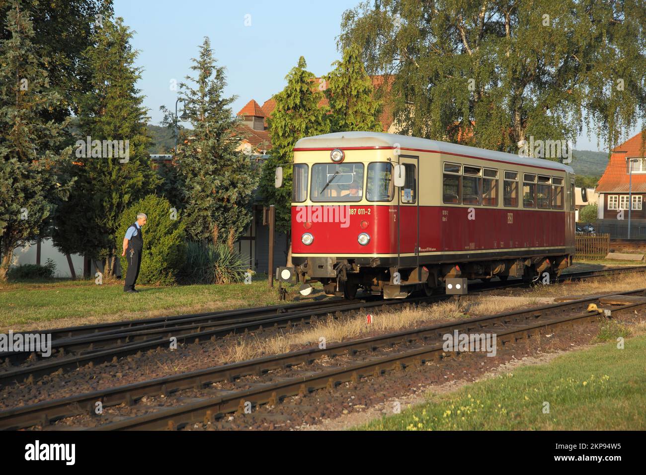 Harzer Schmalspurbahn Railbus, Railcar am Bahnhof Gernrode, Quedlinburg, Harz, Sachsen-Anhalt, Deutschland, Europa Stockfoto