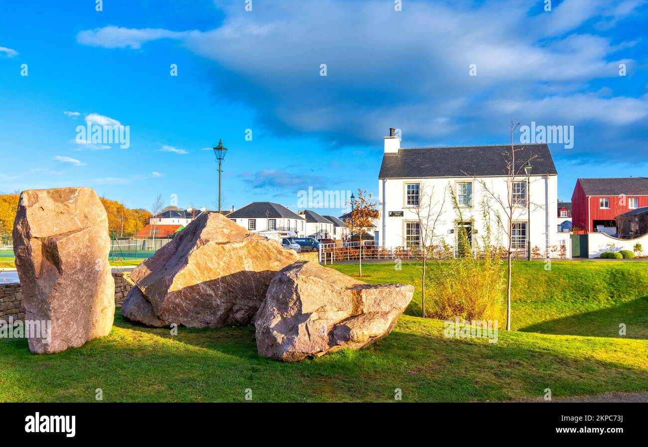 Tornagrain Inverness Schottland ein geplantes Dorf rockt auf Culaird Green Stockfoto