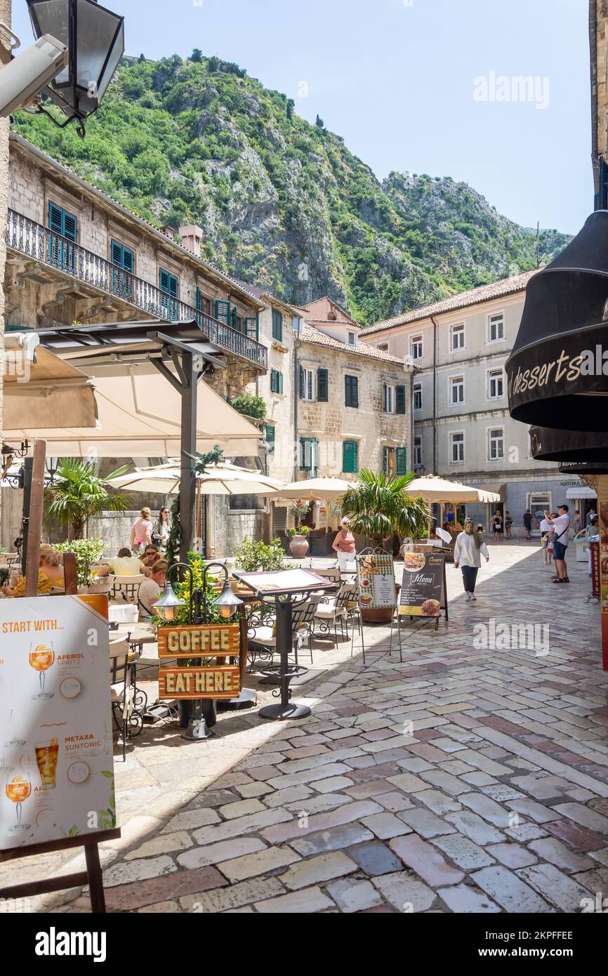 Cesare Old Town Restaurant, Stari Grad, Old Town, Kotor, Dalmatia, Montenegro Stockfoto
