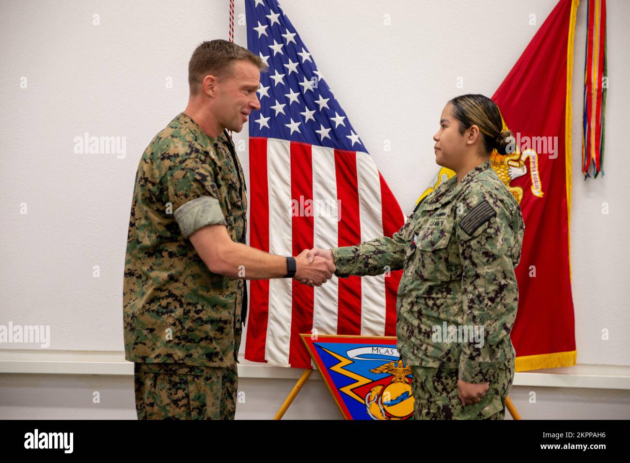 USA Marinekorps Oberst Thomas M. Bedell, Der Kommandierende Offizier ...