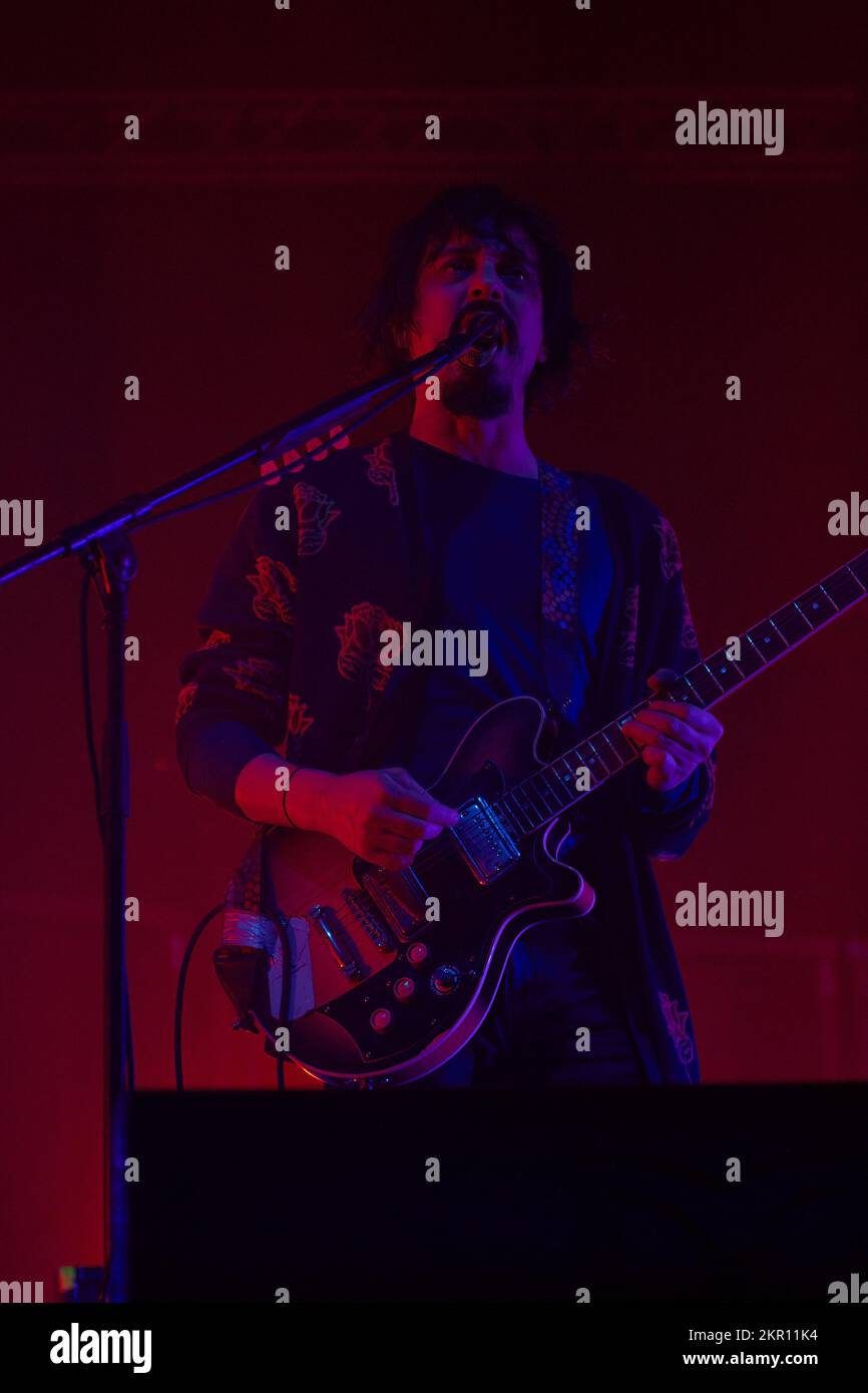 Neapel, Italien. 28.. November 2022. Alberto Ferrari von Verdena während Verdena - Live 2022, Musikkonzert in Neapel, Italien, November 28 2022 Kredit: Independent Photo Agency/Alamy Live News Stockfoto