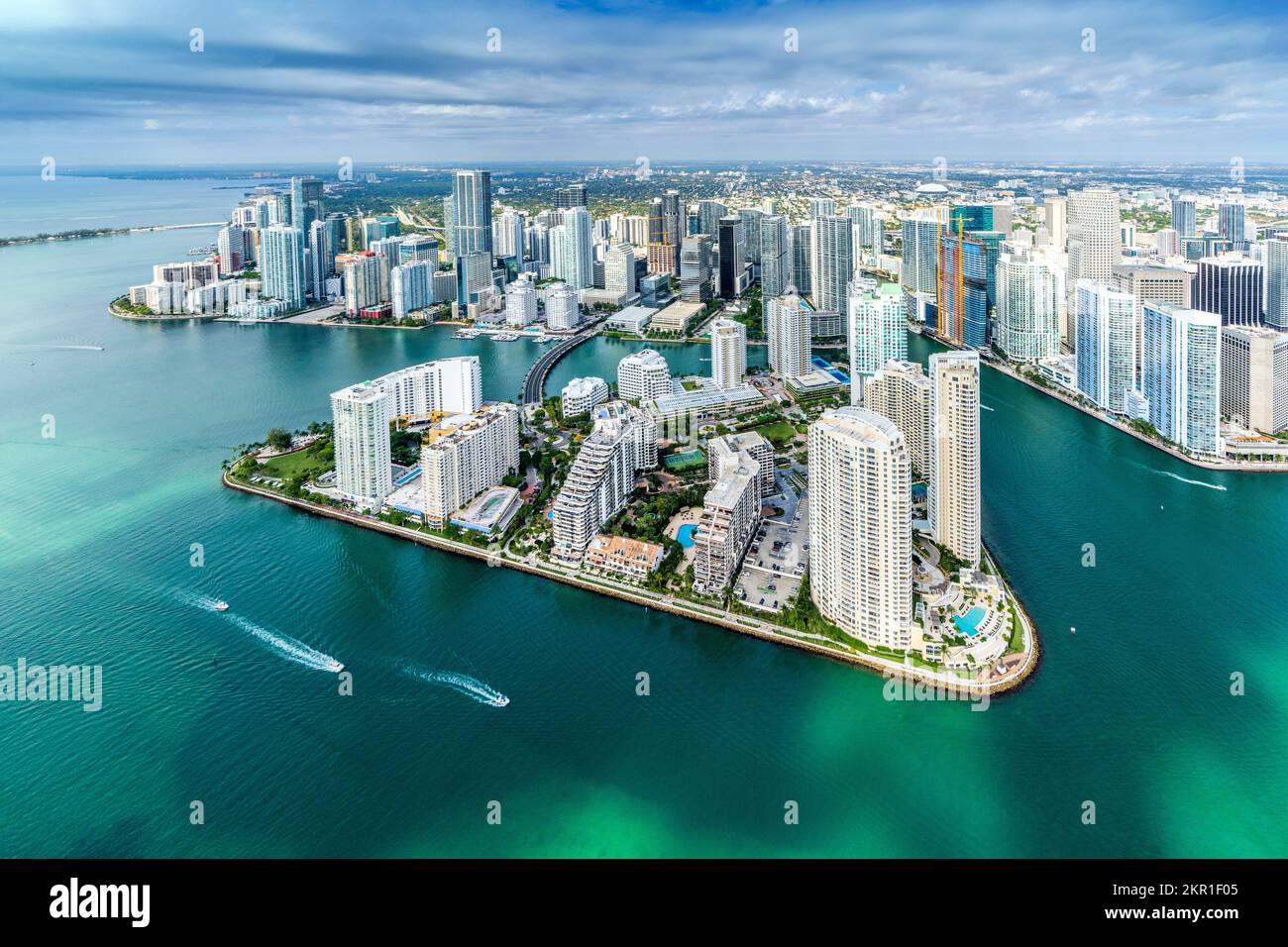 Luftaufnahme von einem Hubschrauber aus der Innenstadt von Miami, Brickell Key South Miami Beach, Miami Dade, Florida, Nordamerika, USA Stockfoto