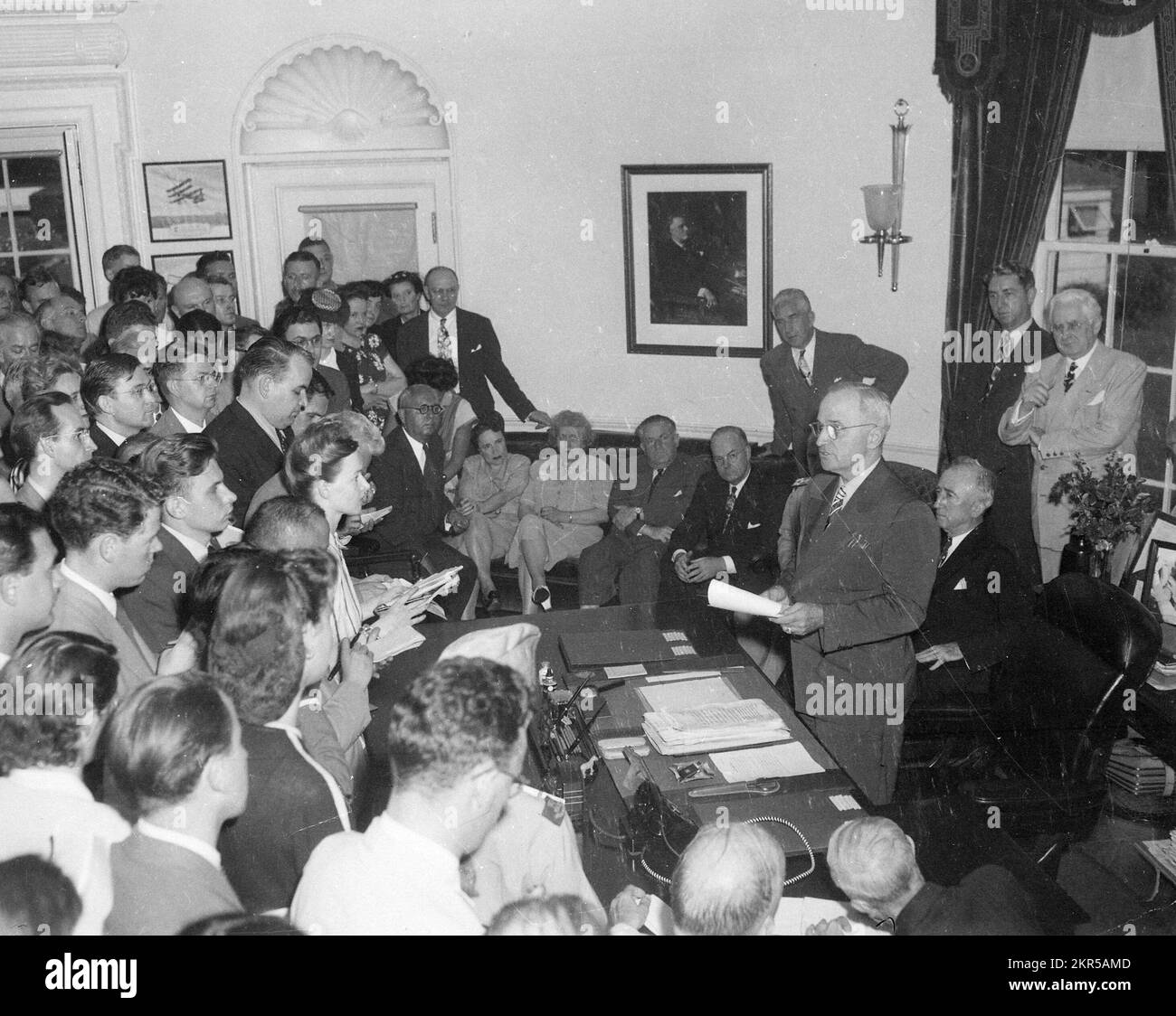 Truman verkündet Japans Kapitulation am 14. August 1945. Stockfoto