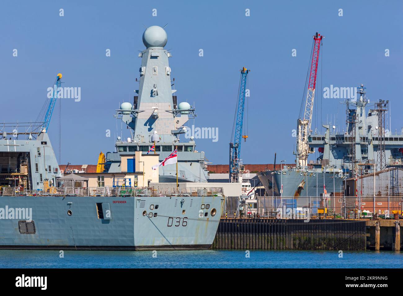 Kriegsschiff, Royal Navy Base, Portsmouth, Hampshire, England, Großbritannien Stockfoto