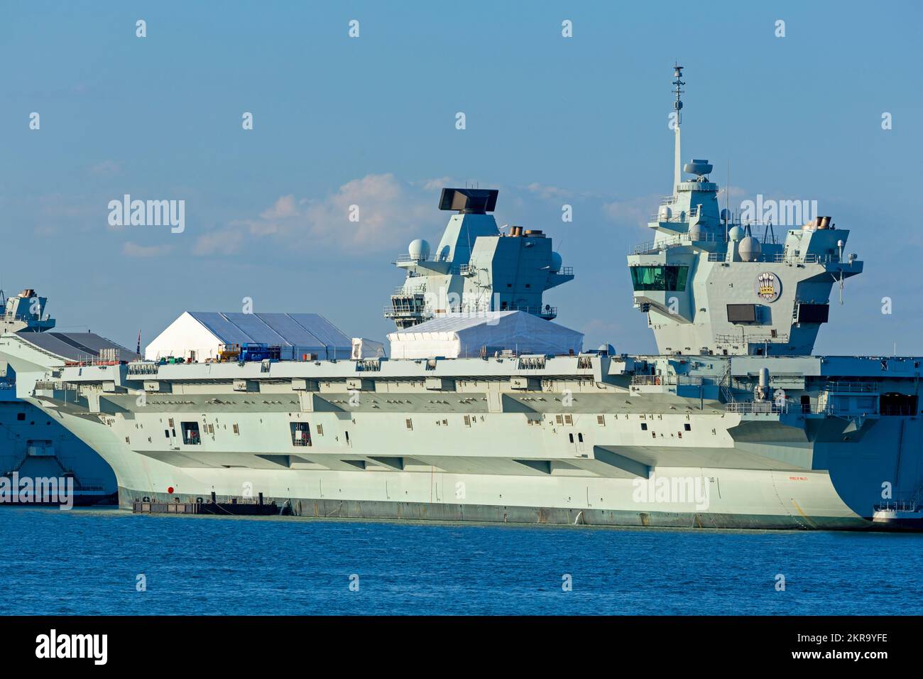 Prince of Wales Aircraft Carrier, Royal Navy Base, Portsmouth, Hampshire, England, Vereinigtes Königreich Stockfoto