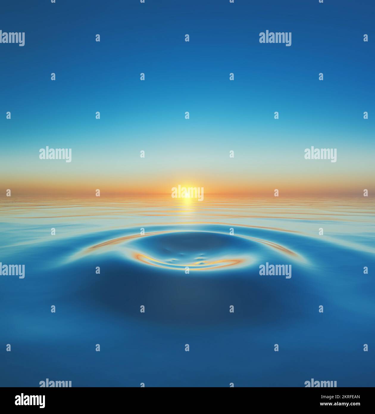 Klarer blauer Himmel und Sonne reflektiert auf Wellen in kaltem blauem Wasser Stockfoto