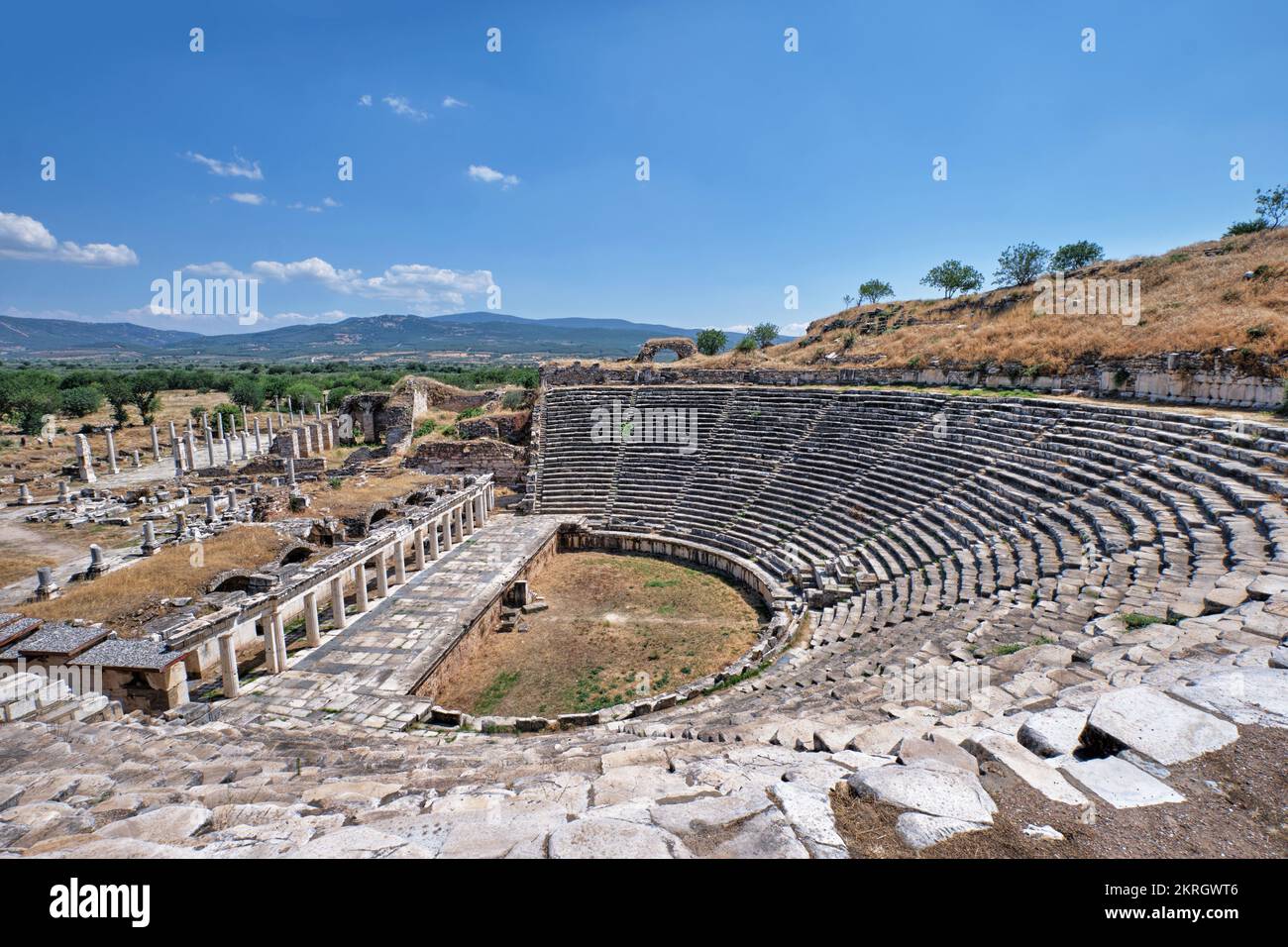 Aydın, Türkei - 12. August 2021: Theater der antiken Aphrodisien, eine bemerkenswert erhaltene Stadt aus der römischen Zeit in der antiken Caria Stockfoto