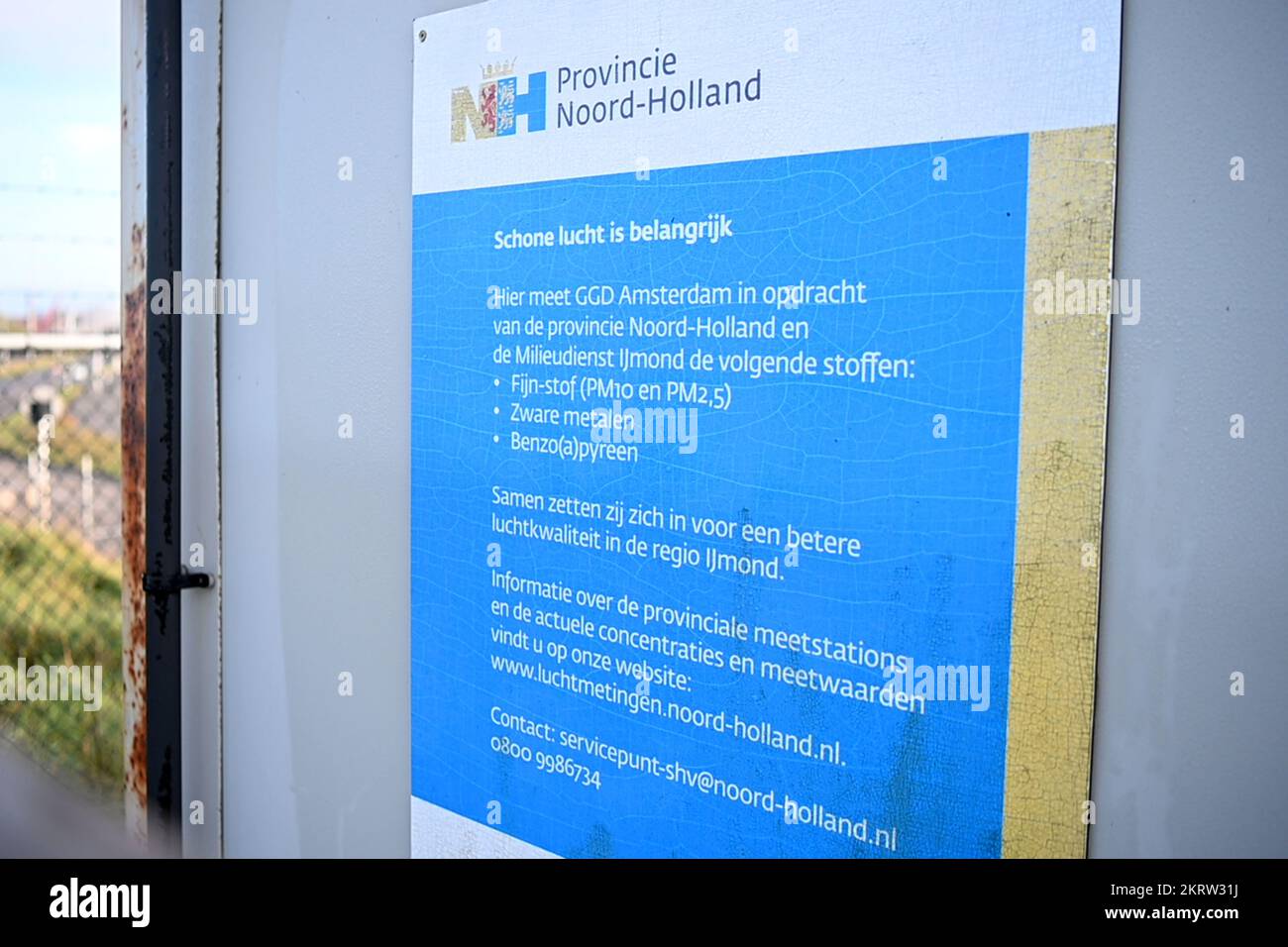 IJMUIDEN - Stahlfabrik Tata Steel Niederlande. Die von der Staatsanwaltschaft (OM) geleitete Aufsichtsbehörde und Umweltbehörde haben den Standort des Stahlherstellers Tata Steel in IJmuiden untersucht. ANP OLAF KRAAK niederlande raus - belgien raus Stockfoto