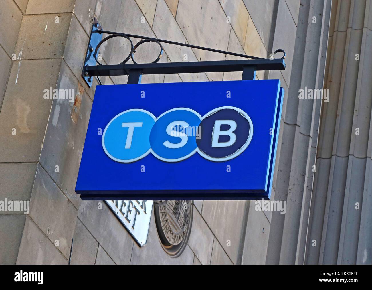 Blaues TSB-Bankzeichen, 28 Hanover St, Edinburgh, Schottland, Vereinigtes Königreich, EH2 2DS, Tochtergesellschaft der Sabadell Group, Spanien Stockfoto
