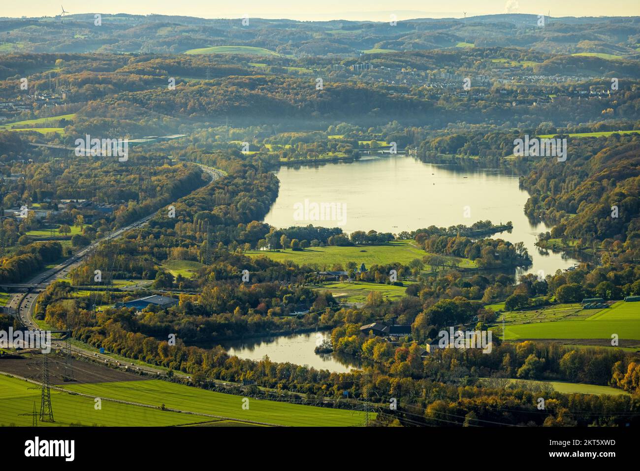 Luftaufnahme, Kemnader-See und Waldgebiet, Querenburg, Bochum, Ruhrgebiet, Nordrhein-Westfalen, Deutschland, Ziel, DE, Europa, Luftbild Stockfoto