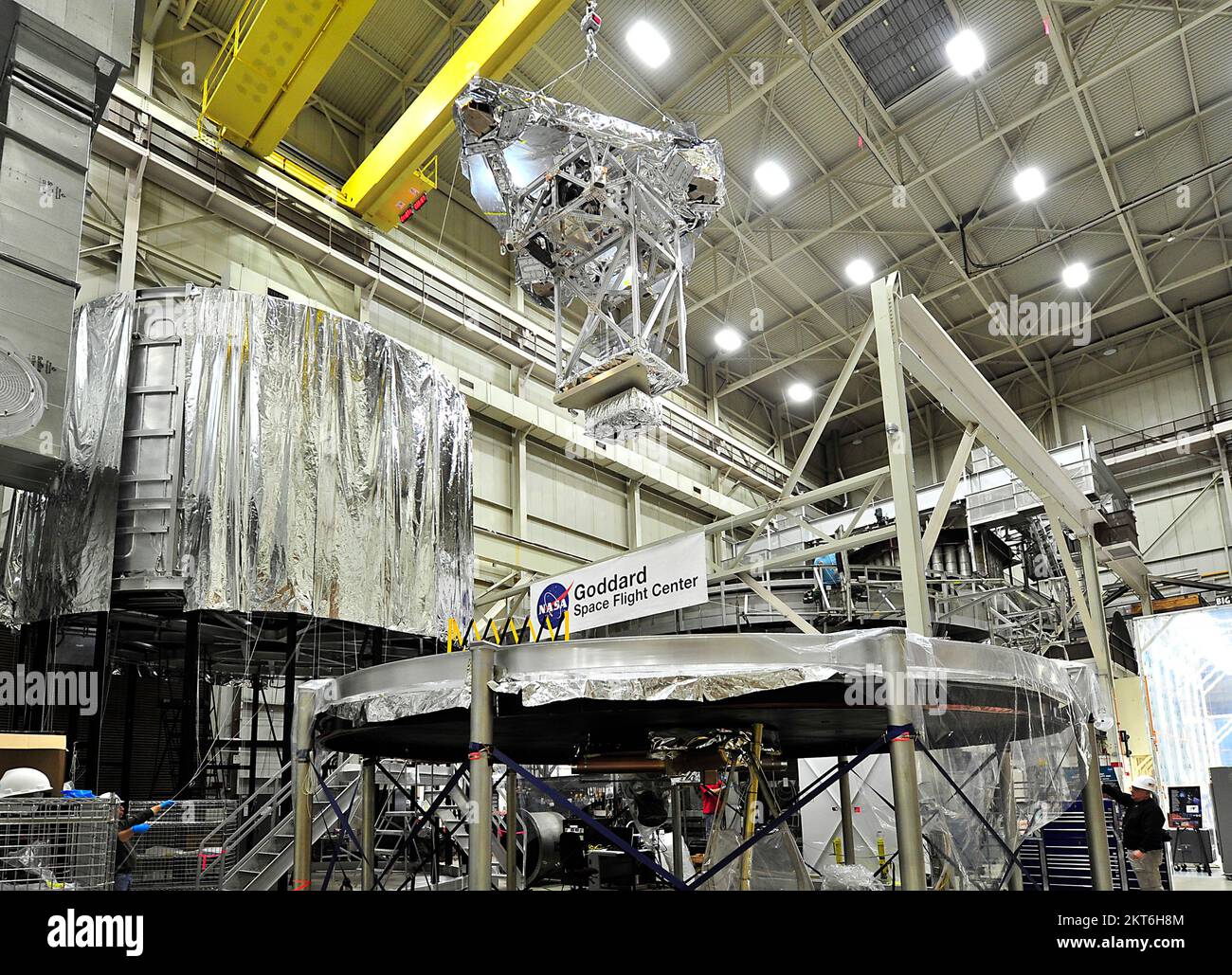 Das james webb teleskop im bau nasa wissenschaftler stockfotografie