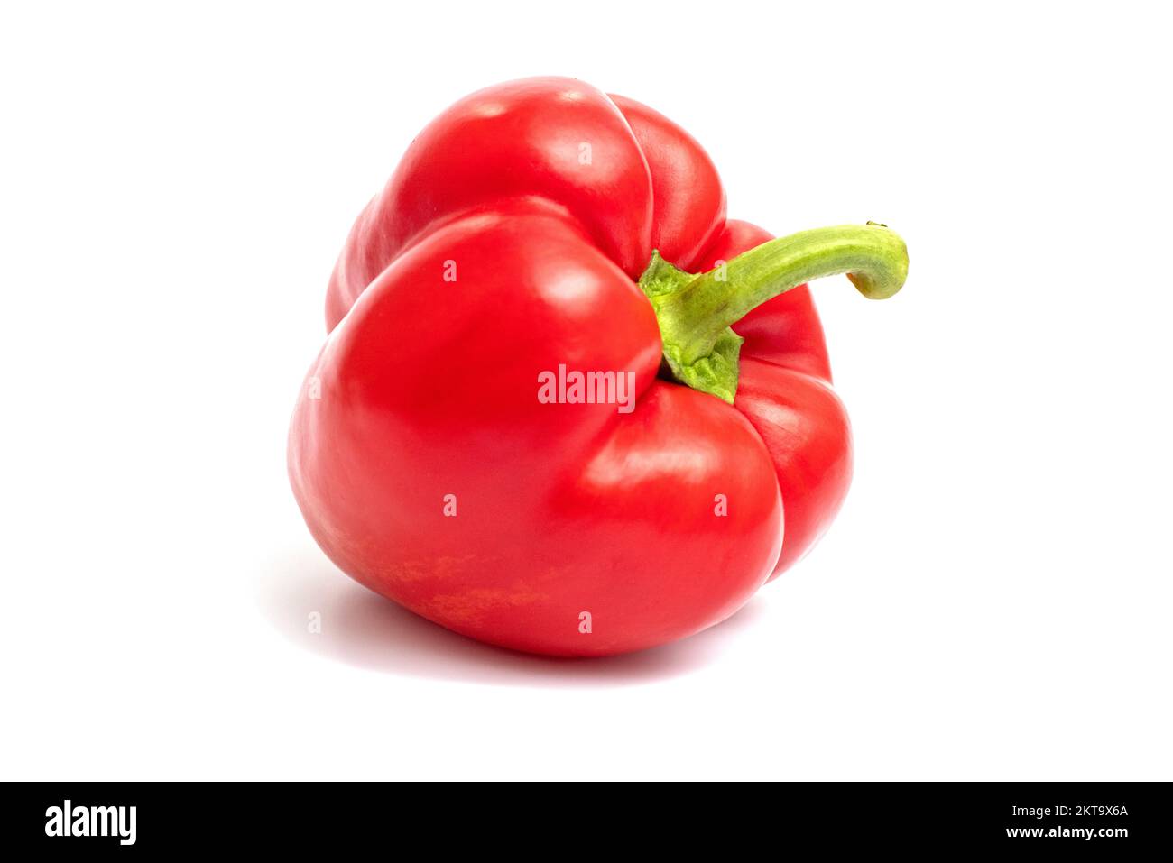 Rote Paprika isoliert auf weißem Hintergrund. Rote süße Pfeffer Stockfoto