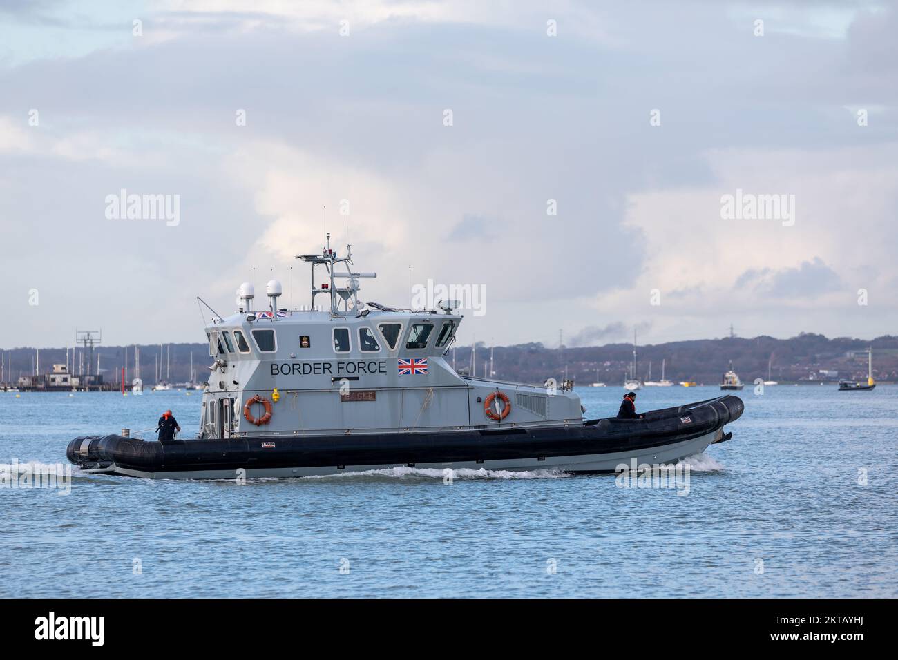 Grenzschutzschiff HMC Eagle im Hafen von Porstmouth. Sie ist eines von 8 Patrouillenschiffen, die von der Border Force betrieben werden. Ursprünglich für BP entwickelt. Stockfoto