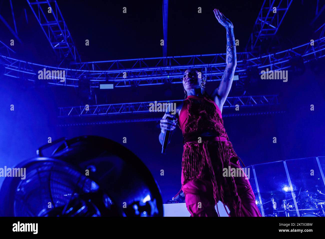Mailand, Italien. 29.. November 2022. Der amerikanische Sänger, Songwriter und Tänzer Kehlani Ashley tritt live im Fabrique auf. Kredit: SOPA Images Limited/Alamy Live News Stockfoto