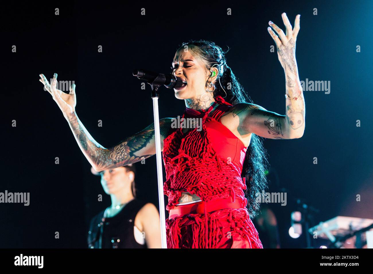 Mailand, Italien. 29.. November 2022. Der amerikanische Sänger, Songwriter und Tänzer Kehlani Ashley tritt live im Fabrique auf. Kredit: SOPA Images Limited/Alamy Live News Stockfoto