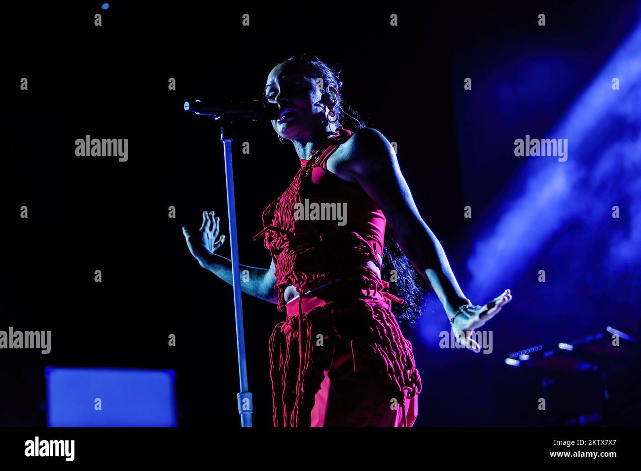 Mailand, Italien. 29.. November 2022. Der amerikanische Sänger, Songwriter und Tänzer Kehlani Ashley tritt live im Fabrique auf. (Foto: Mairo Cinquetti/SOPA Images/Sipa USA) Guthaben: SIPA USA/Alamy Live News Stockfoto