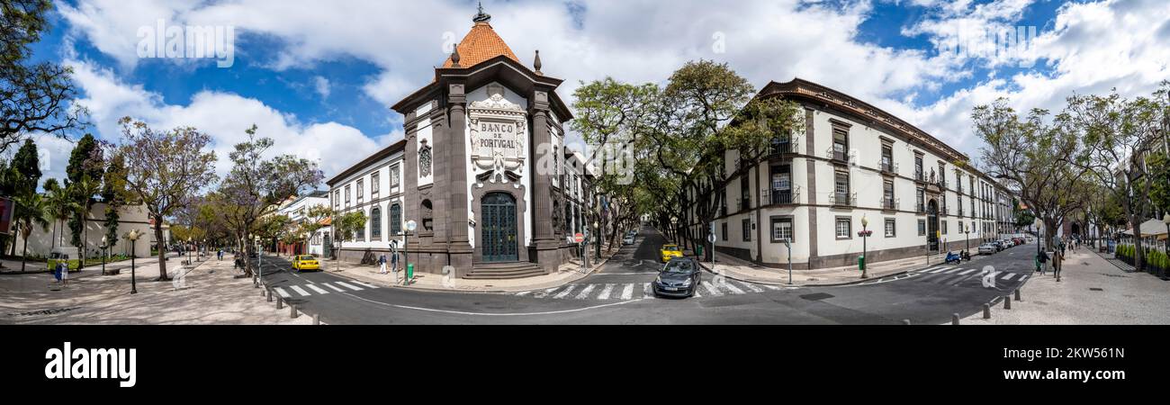Panorama, Promenade mit Banco de Portugal, Promenade, Avenue mit Kopfsteinpflaster, Avenida Arriaga, Funchal, Madeira, Portugal, Europa Stockfoto