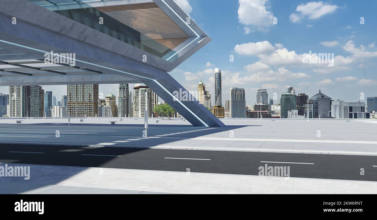 Ausblick auf den leeren Betonboden und das moderne Dachgebäude mit Sonnenaufgang und Stadtlandschaft. Gemischte Medien Stockfoto