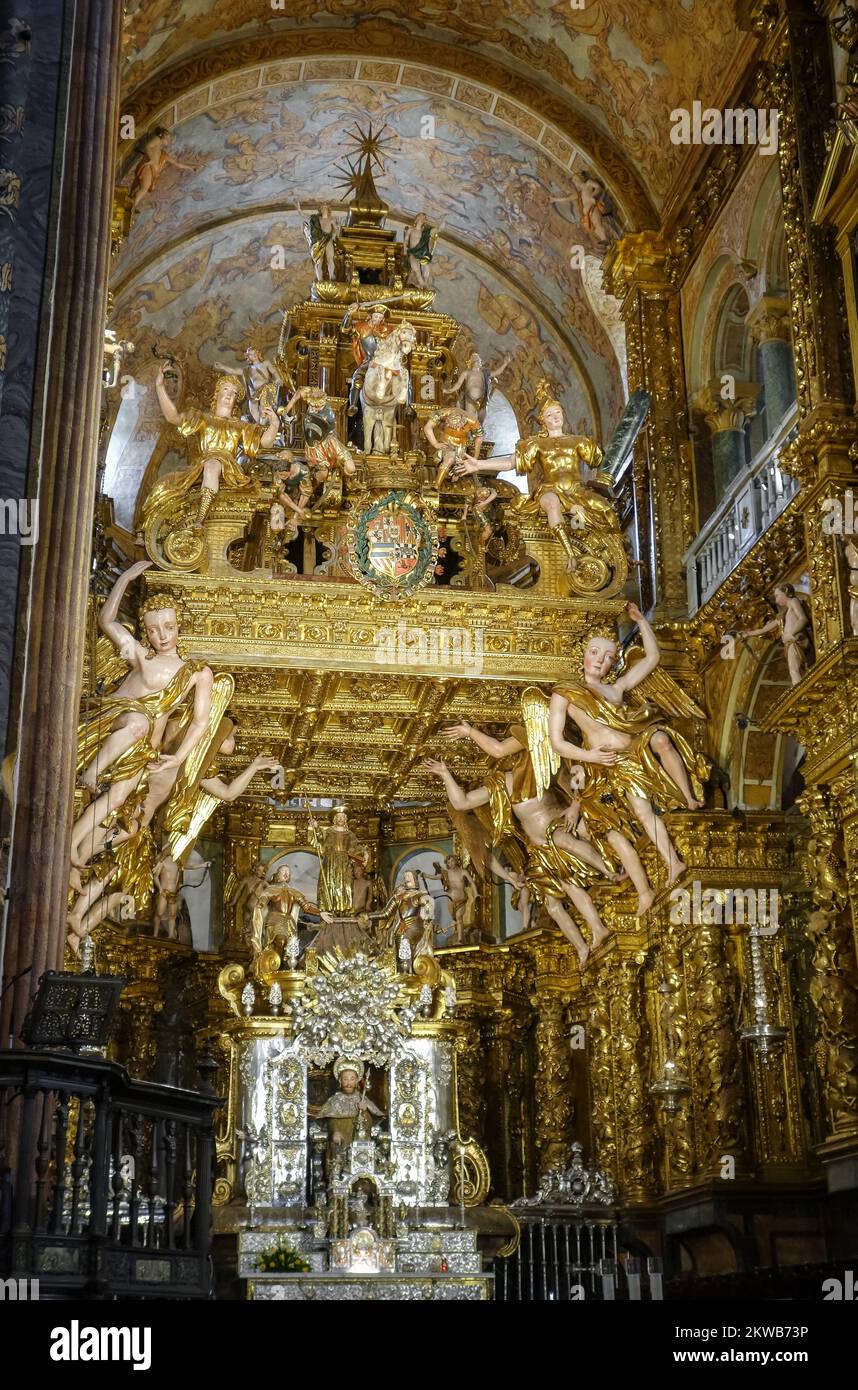 Goldener Altar in der Kathedrale von Santiago de Compostela, Galicien, Spanien Stockfoto