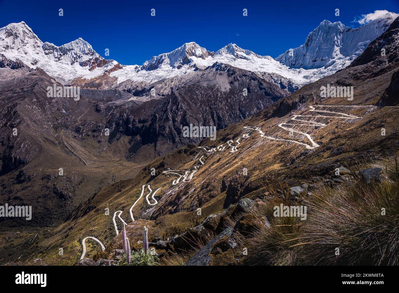 Portachuelo Road, Bergpass in Huascaran, Cordillera Blanca, Ancash, Peru Stockfoto