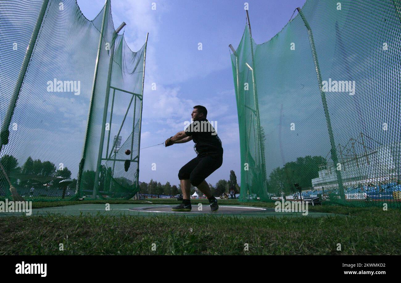 04.09.2012., Zagreb, Kroatien - IAAF Grand Prix Zagreb 2012, das 62.. Boris Hanzekovic Memorial Meeting im Mladost Sports Park. Männer-Hammerwurf, Andras Haklits. Foto: Sanjin Strukic/PIXSELL Stockfoto