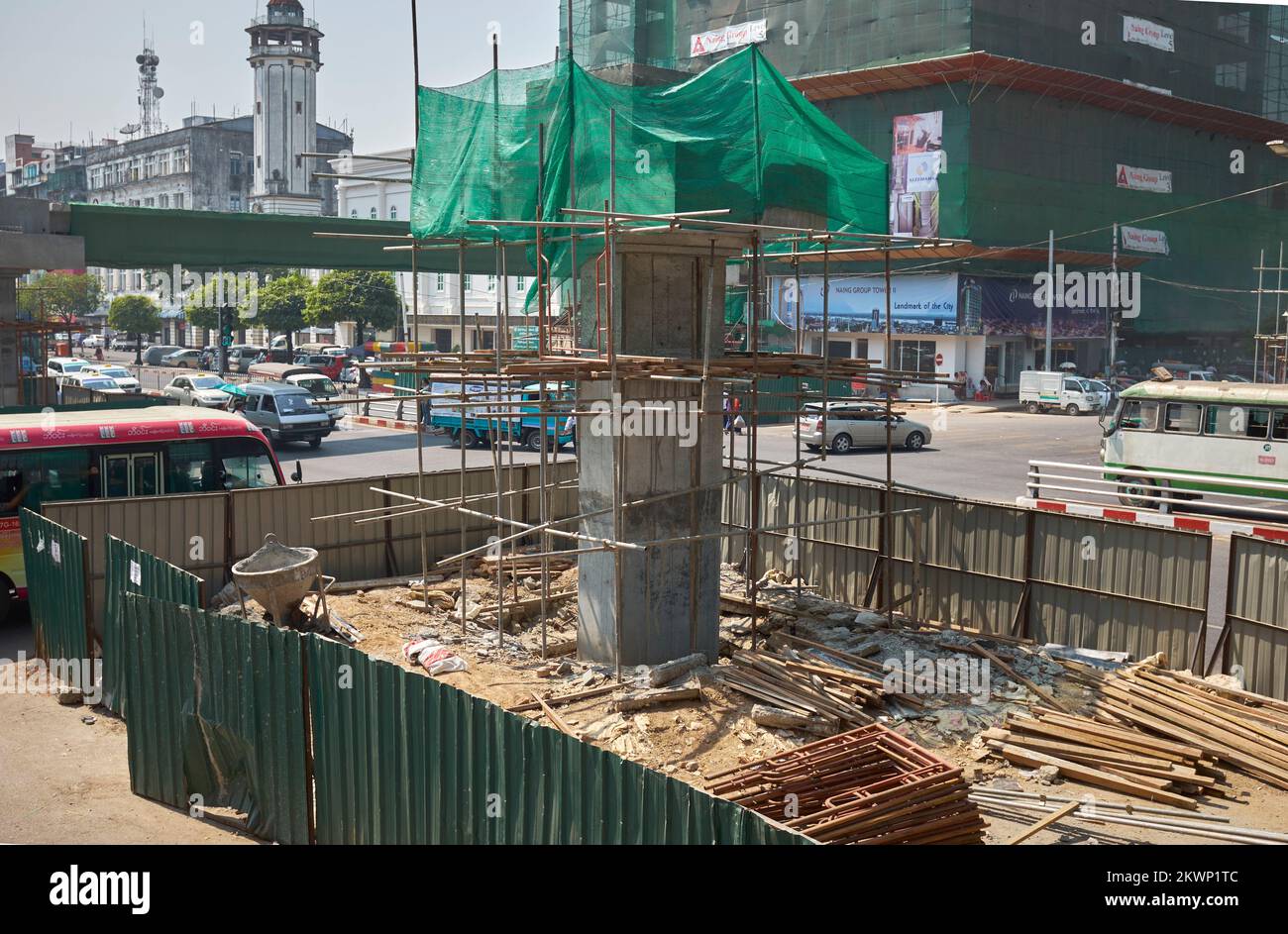 Baustelle In Der Innenstadt Von Yangon Myanmar Stockfoto