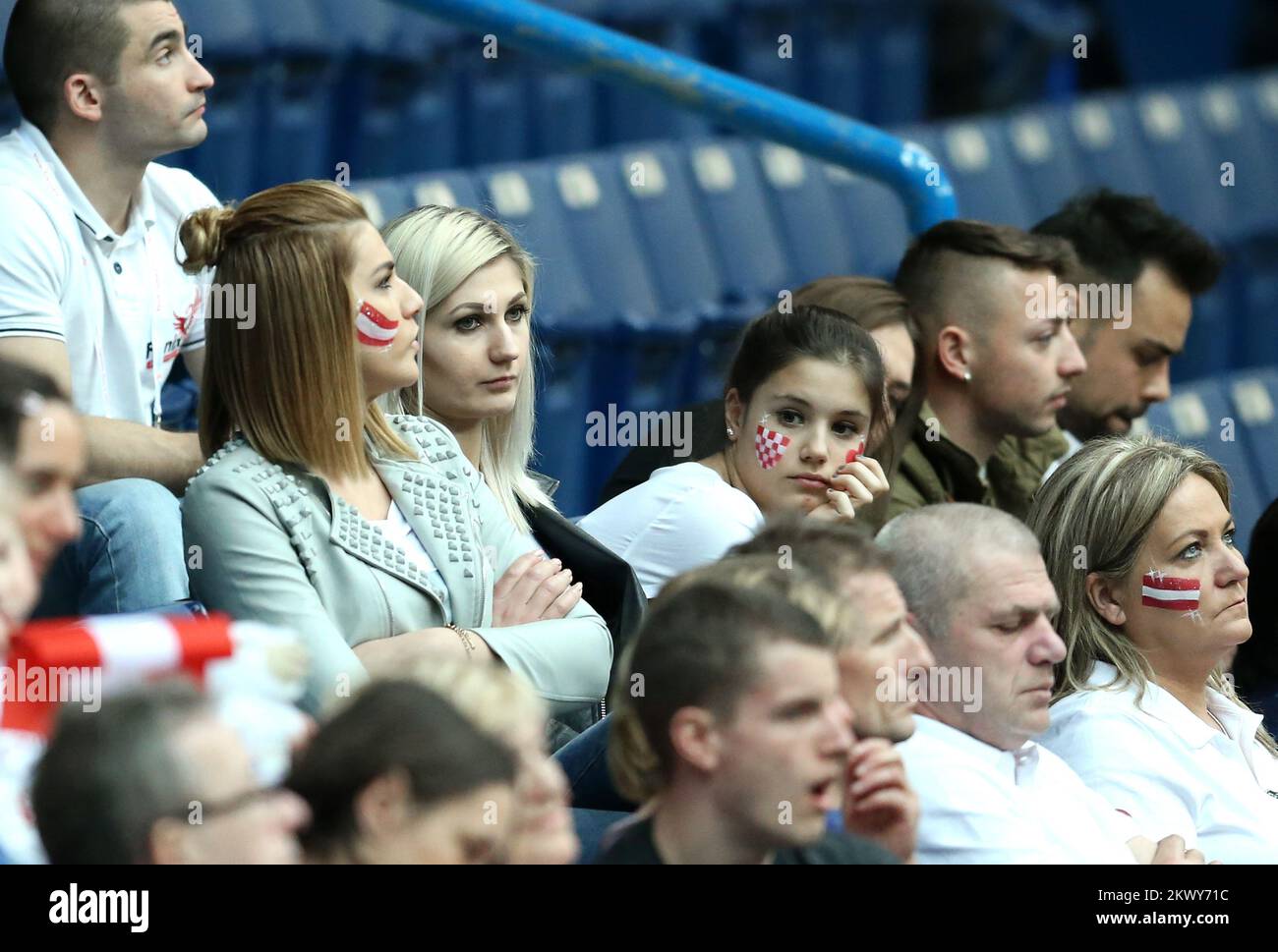 03.03.2017., Serbien, Belgrad - Kombank Arena, 34. Europäische Hallensportmeisterschaft Belgrad 2017. Fans in der Arena. Foto: Sanjin Strukic/PIXSELL Stockfoto