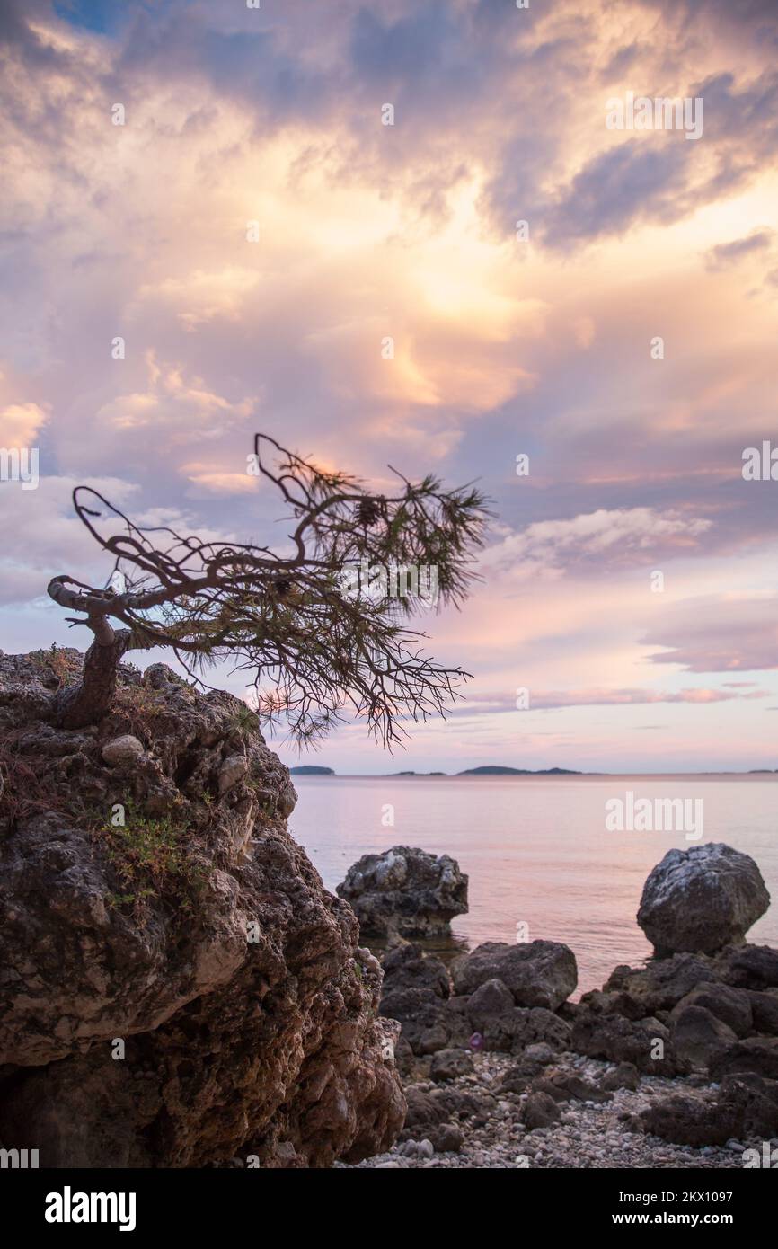 18.06.2017., Srebreno, Zupa dubrovacka - Dusk in Zupa dubrovacka, Kroatien. Foto: Grgo Jelavic/PIXSELL Stockfoto