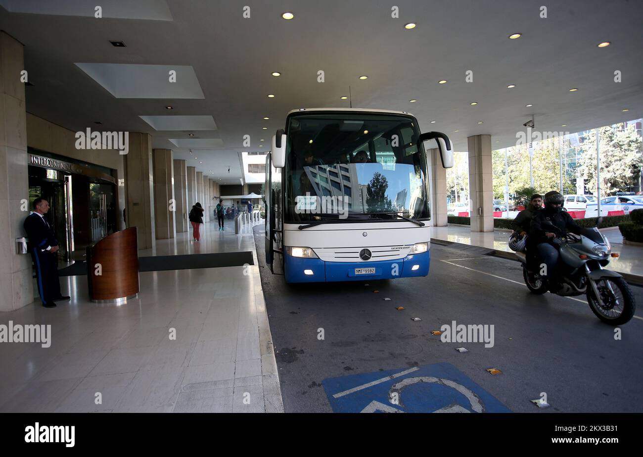 11.11.2017., Athen, Griechenland - Ankunft der kroatischen Fußballmannschaft im Hotel Intercontinental. Morgen spielt Kroatien bei der FIFA-Weltmeisterschaft 2018 in Russland das zweite Spiel gegen Griechenland. Foto: Igor Kralj/PIXSELL Stockfoto