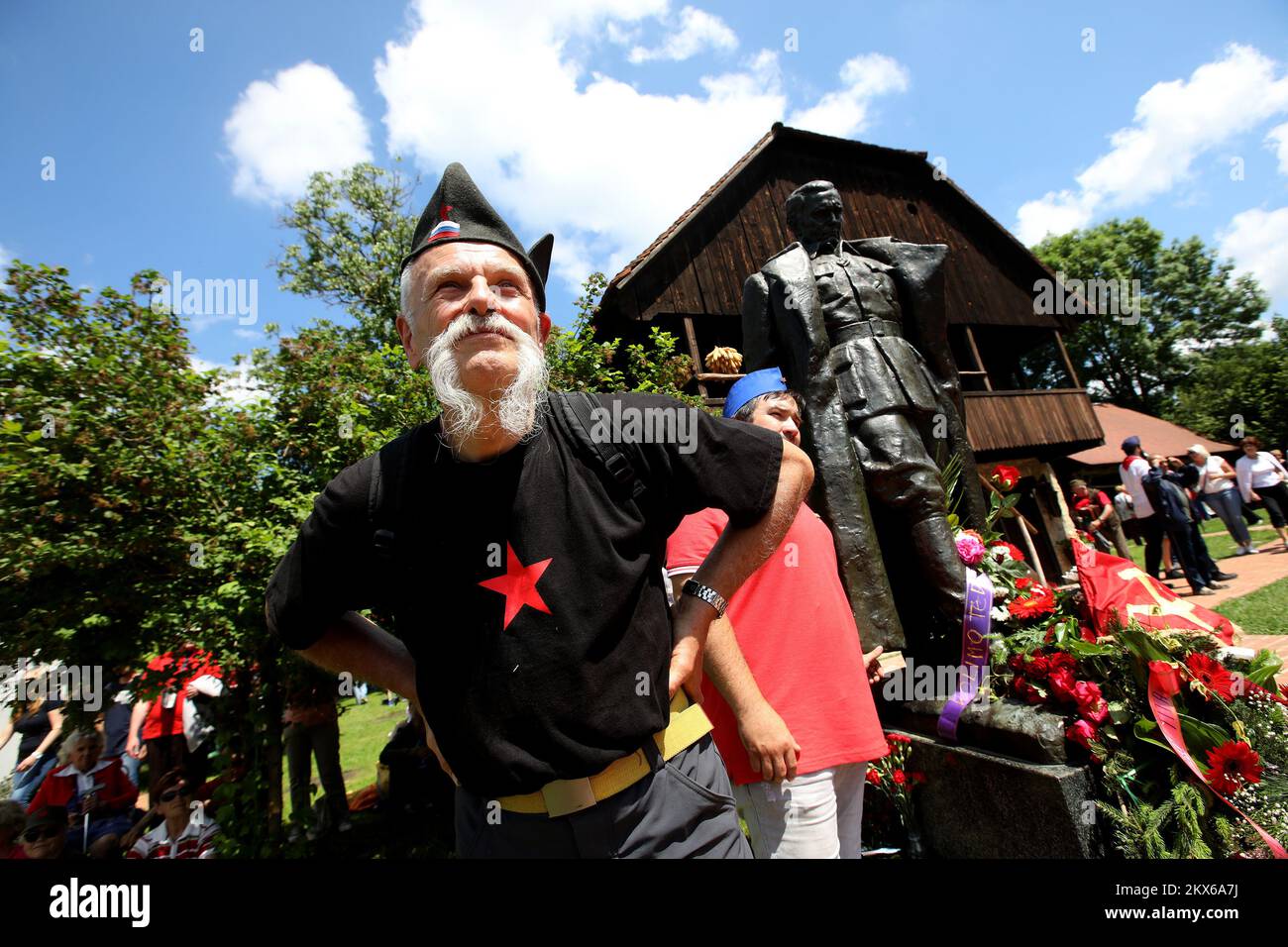 26.05.2018., Kumrovec - Feier der Tage der Jugend und der Freude im Dorf Josip Broz Tito versammelten rund 7.000 Besucher aus allen Ländern des ehemaligen Jugoslawien. Der Tag der Jugend war eine Feier und ein integraler Bestandteil des Kult der Persönlichkeit zu Ehren von Josip Broz Tito in SFR Jugoslawien. Foto: Boris Scitar/Vecernji list/PIXSELL Stockfoto