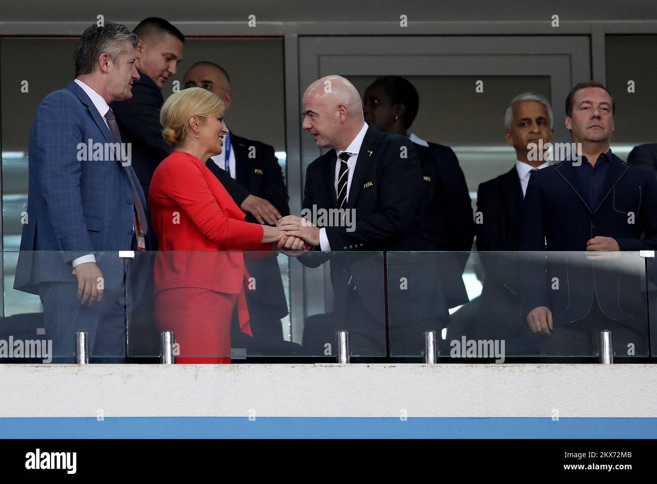 07.07.2018., Fist Stadium, 28, Russland - Weltmeisterschaft 2018, Viertes Finale, Russland - Kroatien. Kolinda Grabar-Kitarovic, Präsident der Republik Kroatien, mit dem russischen Premierminister Dmitry Medwedew, dem FIFA-Präsidenten Gianni Infantina und dem HNS-Präsidenten Davor Suker. Foto: Igor Kralj/PIXSELL Stockfoto