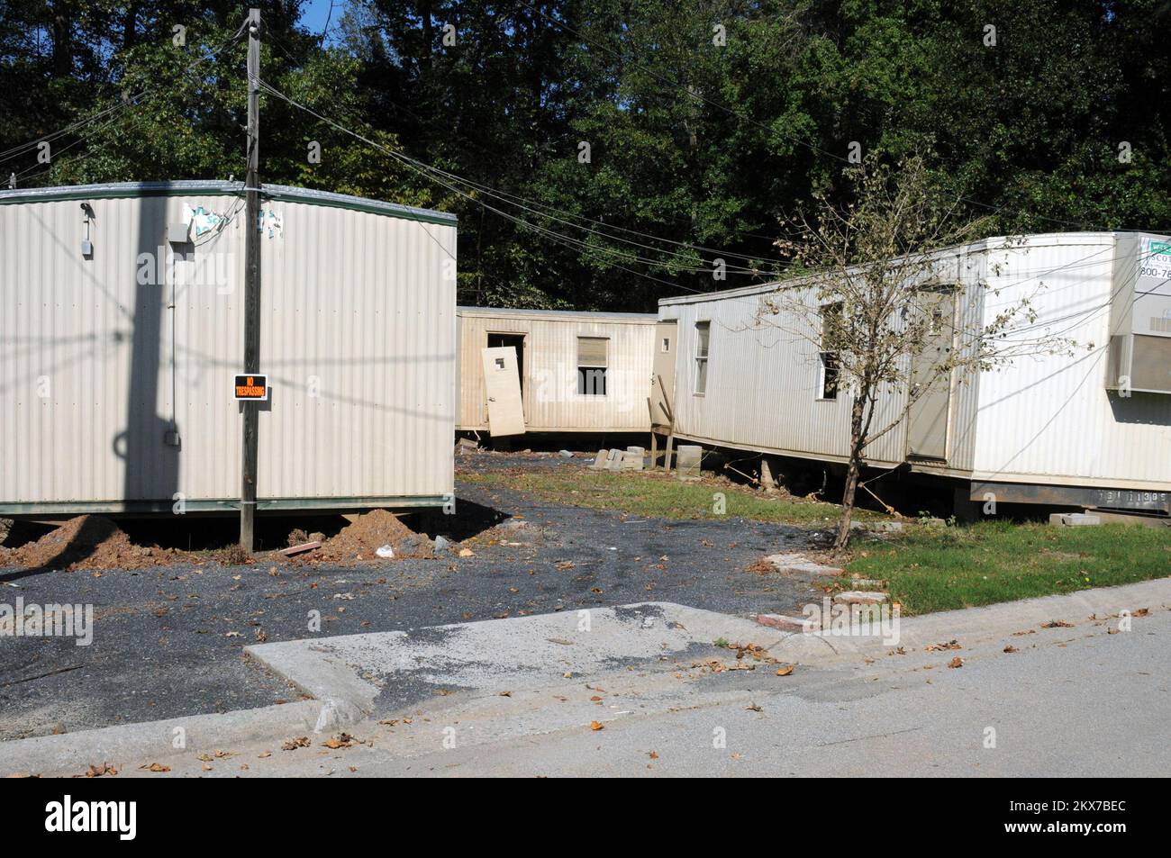 Überflutete Cobb County Grundschule. Schwere Stürme und Überschwemmungen in Georgien. Fotos zu Katastrophen- und Notfallmanagementprogrammen, Aktivitäten und Beamten Stockfoto