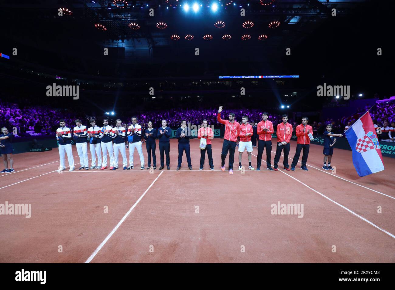 23.11.2018., Lillie, Frankreich - Kroatien Davis Cup-Team vor Beginn des ersten Spiels im Davis Cup-Finale zwischen Frankreich und Kroatien im Stadion Pierre-Mauroy in Lille, Frankreich, 23. November 2018. Foto: Sanjin Strukic/PIXSELL Stockfoto