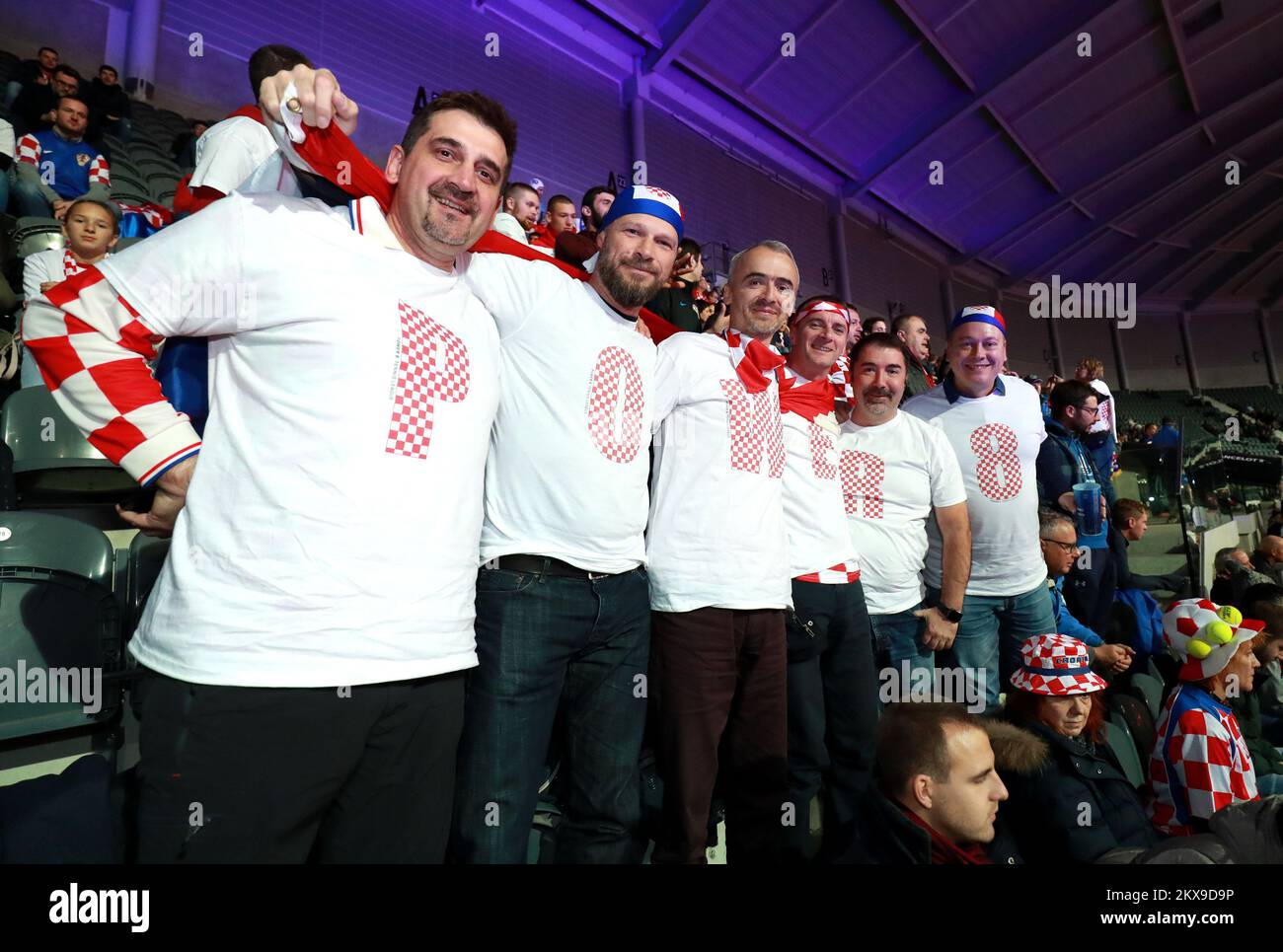 23.11.2018., Lillie, Frankreich - Davis Cup Finale zwischen Frankreich und Kroatien im Stadion Pierre-Mauroy in Lille, Frankreich, Jo-Wilfred Tsonga vs Marin Cilic.Fans Foto: Sanjin Strukic/PIXSELL Stockfoto