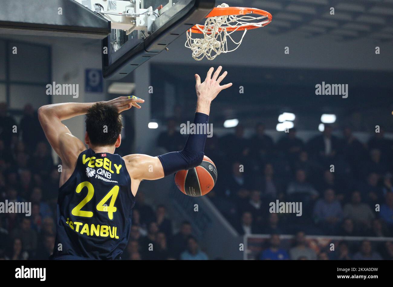 20.12.2018, Podgorica, Montenegro - die 14.. Runde der Turkish Airlines EuroLeague zwischen dem Basketballclub Buducnost Voli und Fenerbahce Beko Istanbul, die mit dem Sieg des Gastteams von 65-89 endete. Jan Vesely. Foto: Filip Filipovic/HaloPix/Pixsell Stockfoto