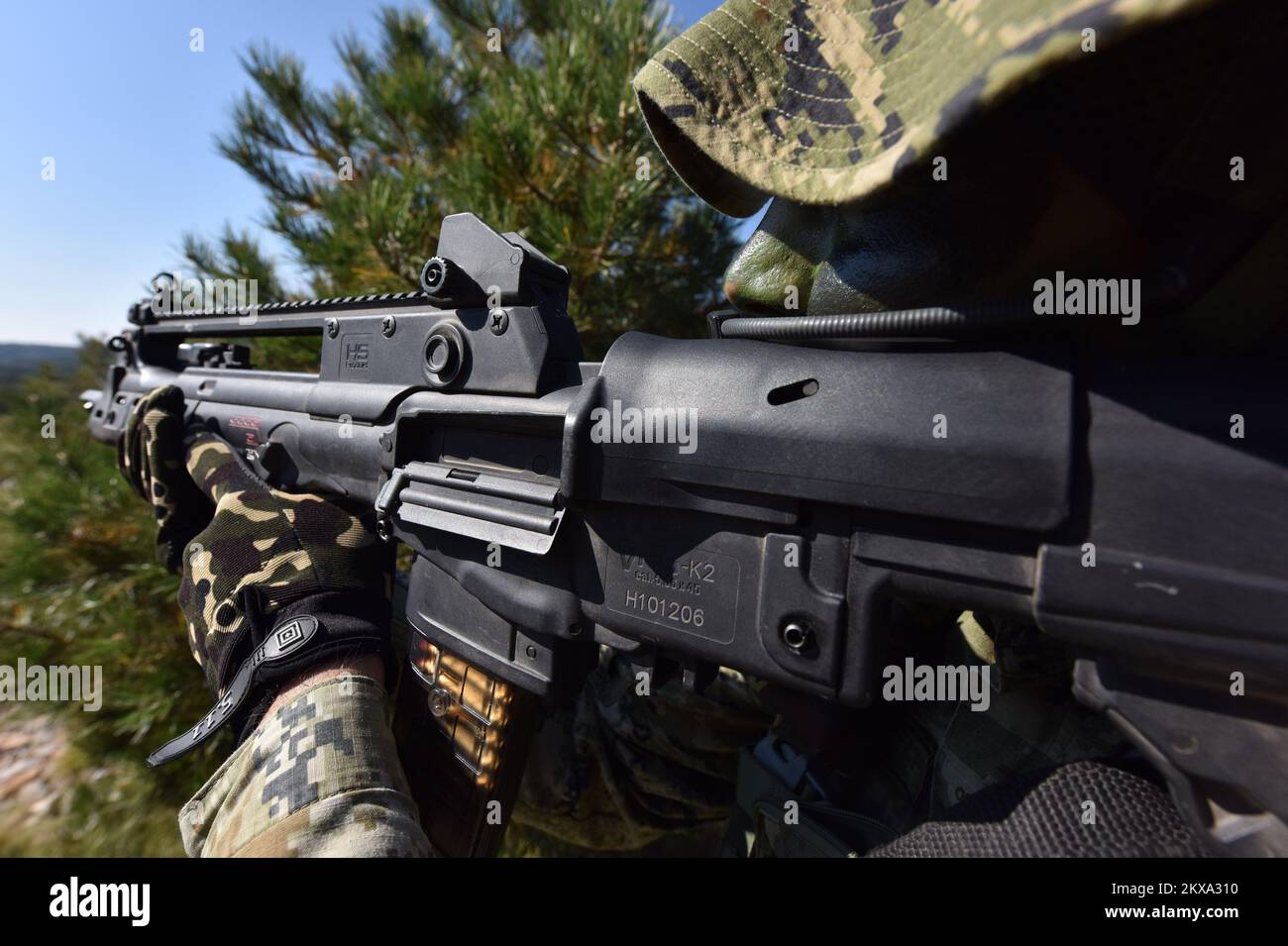 13.10.2018., Kroatien, Knin - im Rahmen der Militärübung zeigte Velebit 18 die Durchführung von Angriffsoperationen Foto: Hrvoje Jelavic/PIXSELL Stockfoto