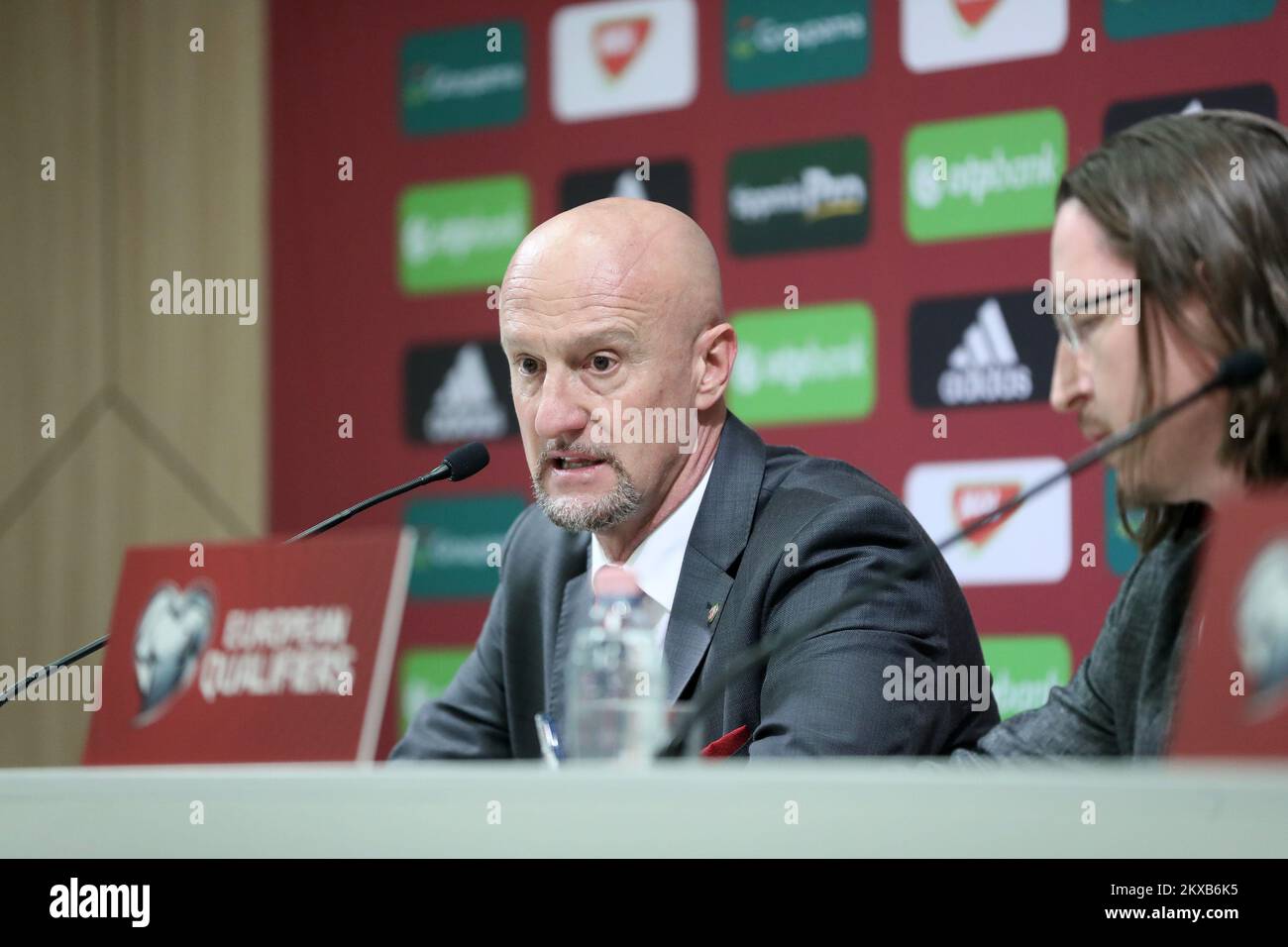 24,03. 2013, Ungarn, Budapest - Pressekonferenz des ungarischen Fußballverbands nach dem Qualifikationsspiel mit Kroatien für die Fußball-Europameisterschaft 2020. Marco Rossi. Foto: Sanjin Strukic/PIXSELL Stockfoto