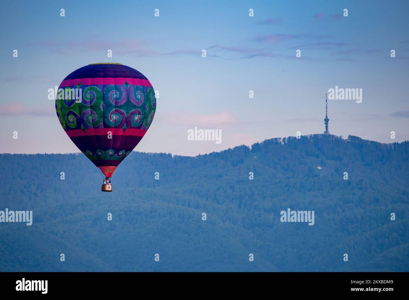 01.05.2019., Zabok, Kroatien - Heißluftballons werden während der Kroatien Heißluftballon-Rallye 2019 gesehen. Am Flughafen Krapina Zagorje. Foto: Davor Puklavec/PIXSELL Stockfoto