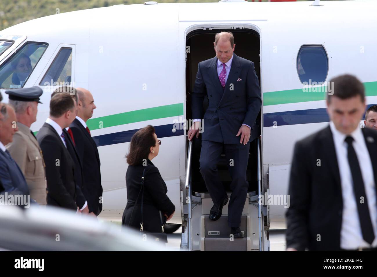 16.05.2019., Flughafen Split, Kastela - Prinz Edward, der Graf von Wessex kam in Split an. Dieser Besuch in Split ist der erste offizielle Besuch von Prinz Edward in Kroatien. Sein Bruder, Prinz von Wales, war mehrere Male in Kroatien, und seine Schwester, Prinzessin Anna, besuchte Kroatien im Jahr 2009. Ihre Majestät Königin Elizabeth II. Besuchte Kroatien im Jahr 1972. Foto: Miranda Cikotic/PIXSELL Stockfoto