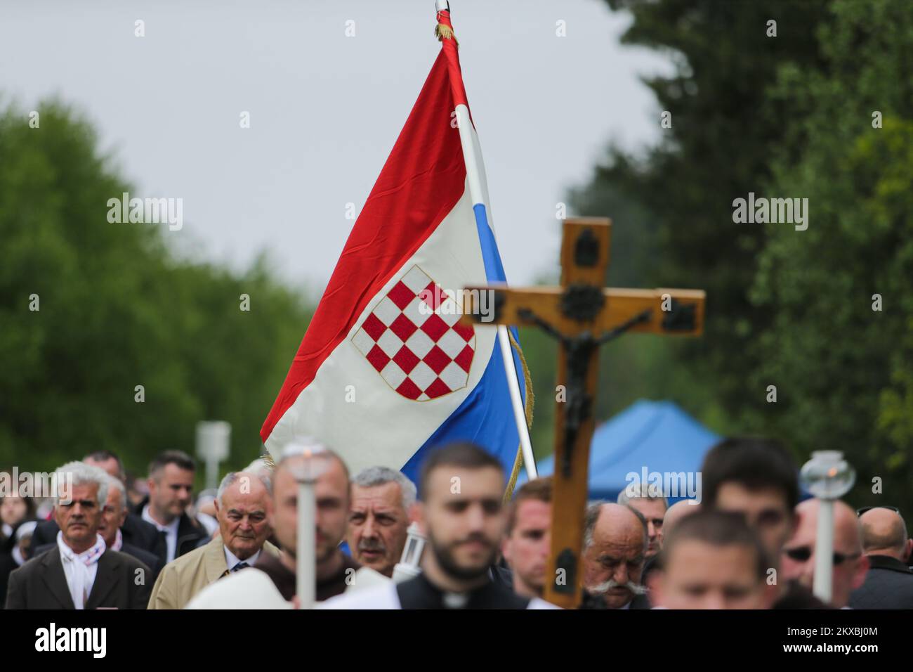 18,5.2019., Bleiburg, Österreich - Tausende rechtsextremer kroatischer Anhänger versammelten sich auf einem Feld in Südösterreich, um an das Massaker zu erinnern, das am Ende des Zweiten Weltkriegs von Kommunisten an nationalsozialistischen Kroaten verübt wurde Foto: Filip Kos/PIXSELL Stockfoto