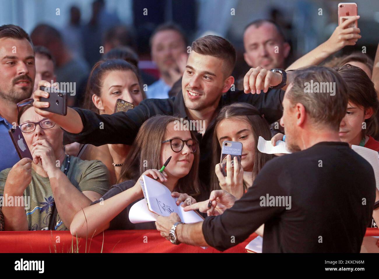 Der englische Schauspieler Tim Roth erstrahlt während eines Sarajevo Filmfestivals 25. in Sarajevo, Bosnien und Herzegowina am 20. August 2019. Foto: Armin Durgut/PIXSELL Stockfoto