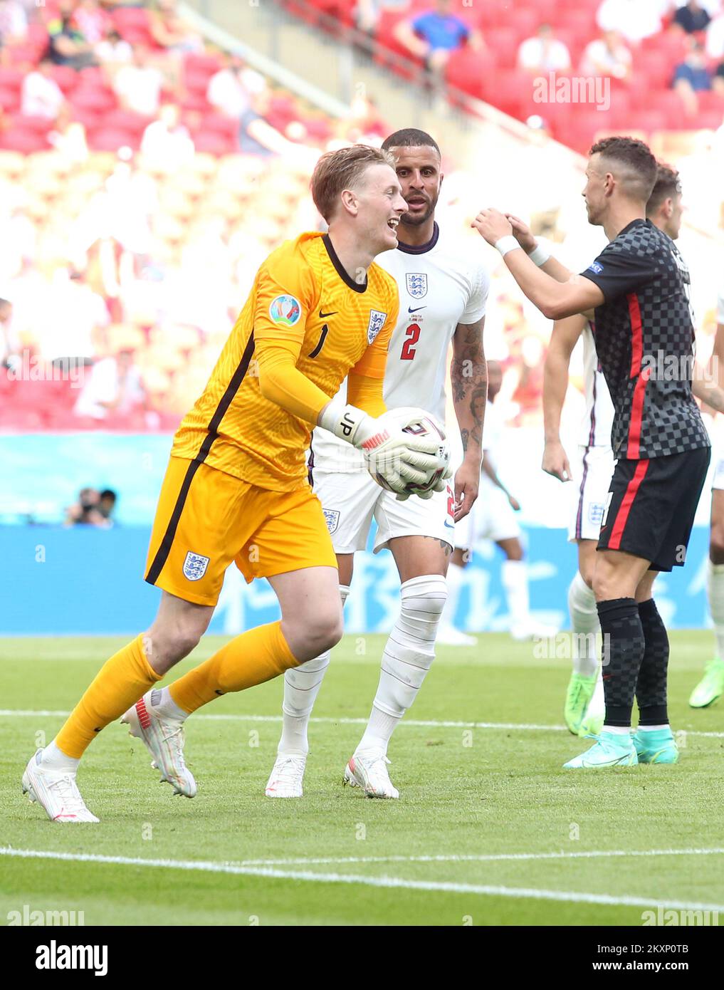 Der englische Torwart Jordan Pickford in Aktion beim UEFA Euro 2020 Championship Group D Match zwischen England und Kroatien am 13. Juni 2021 in London, Großbritannien. Foto: Luka Stanzl/PIXSELL Stockfoto