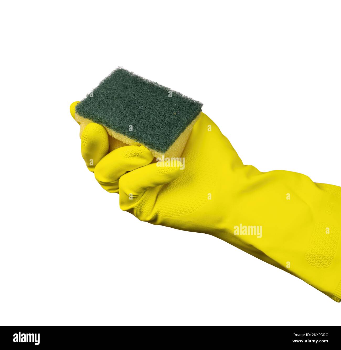 Eine Hand mit einem gelben Gummihandschuh hält einen Reinigungsschwamm Stockfoto