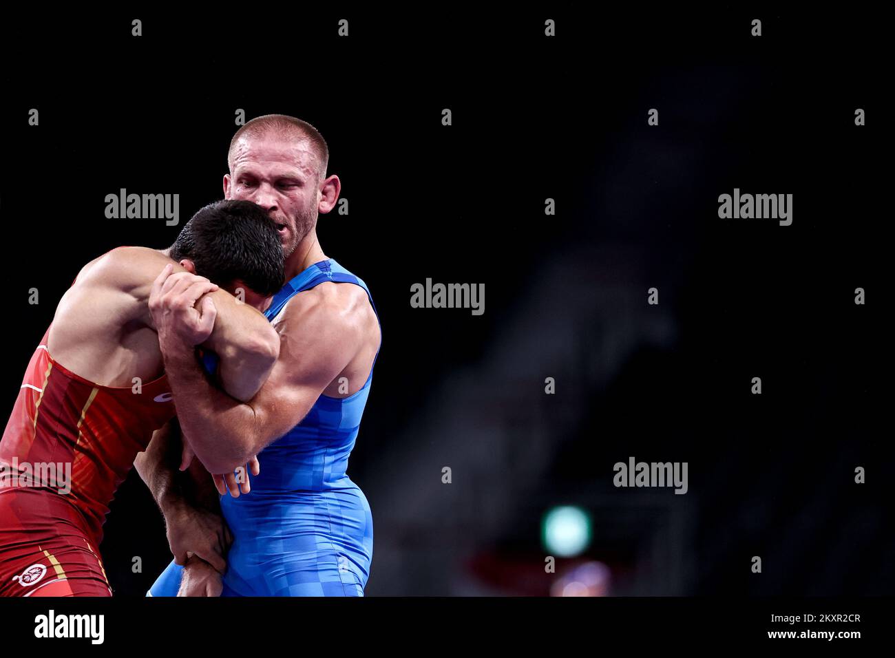 TOKIO, JAPAN – AUGUST 02: Bozo Starcevic von Team Croatia tritt mit AIK Mnatsakaian aus Bulgarien am 10. August der Olympischen Spiele 2020 in Tokio im Olympiastadion am 02 2021. August in Japan an den acht Finalen des Wrestling an. Foto : Igor Kralj/PIXSELL Stockfoto