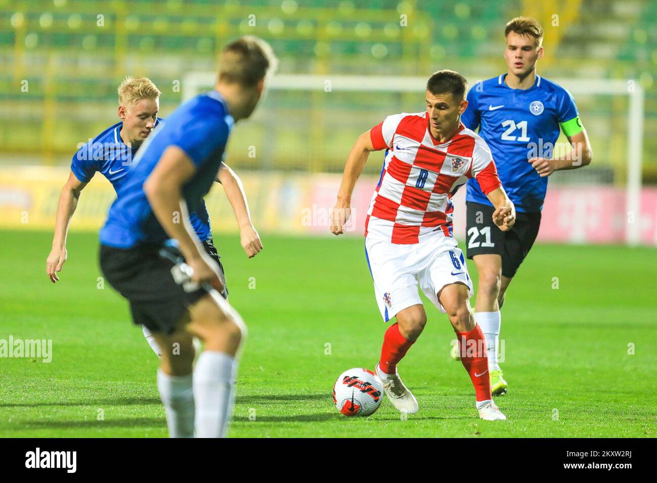 Jurica Prsir von Kroatien in Aktion während des UEFA-Qualifikationsspiels für die Europameisterschaft unter 21 Jahren zwischen Kroatien U21s und Estland U21s am 11. November 2021 im Stadium Aldo Drosina in Pula, Kroatien. Stockfoto